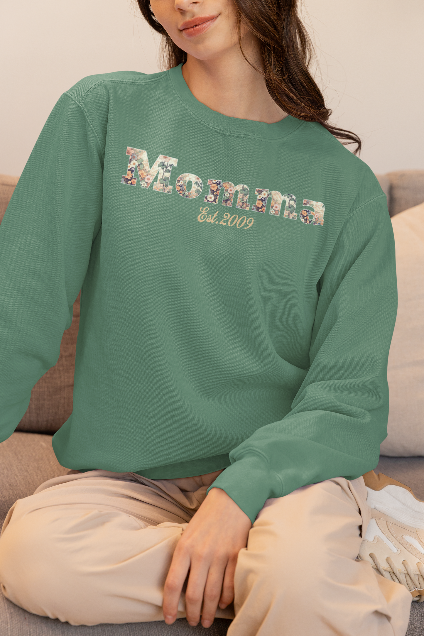 Giftful sweatshirt for mother's day, Mama Sweatshirt Gift , Momma personal gift, Personalized momma Sweatshirt, Gift for momma, Personalize