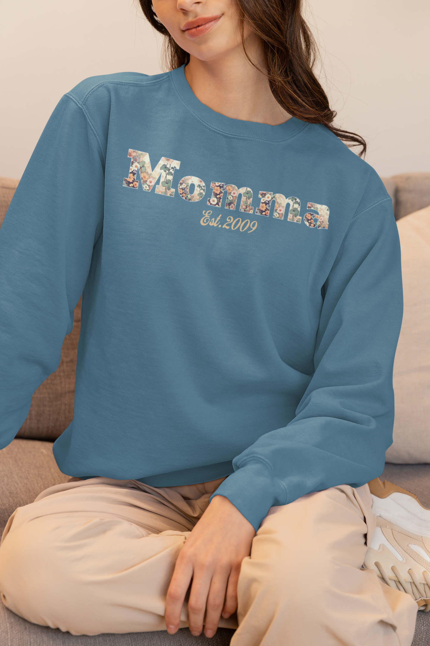 Giftful sweatshirt for mother's day, Mama Sweatshirt Gift , Momma personal gift, Personalized momma Sweatshirt, Gift for momma, Personalize
